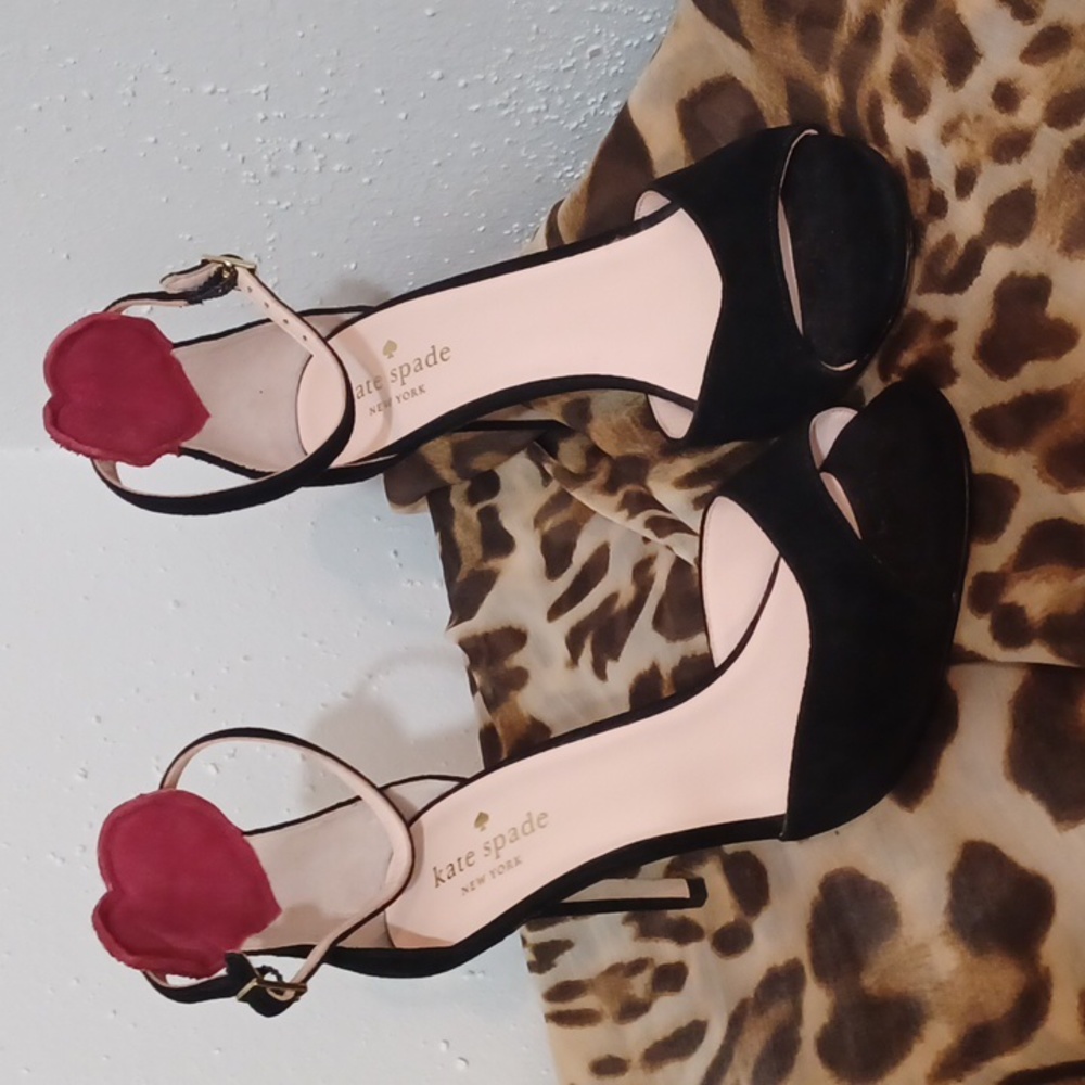 Kate Spade heels with red sequin heart on back - size 7M